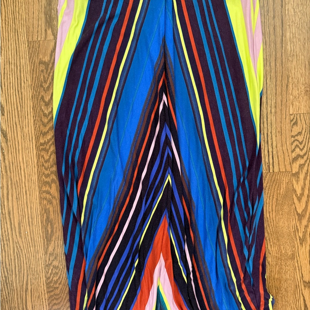 FELICITY AND COCO HALTER TIE NECK MAXI DRESS SIZE MEDIUM - Picture 3 of 6
